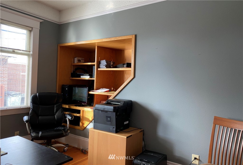 1511 26th, Everett, Washington 98201, 5 Bedrooms Bedrooms, ,Residential Lease,For Rent,26th,NWM1878398