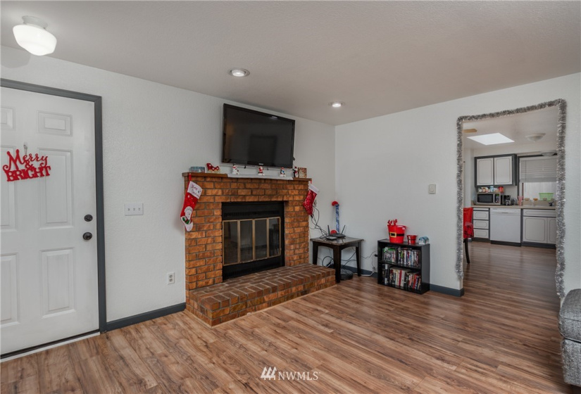 685 Atalanta, Oak Harbor, Washington 98277, 2 Bedrooms Bedrooms, ,1 BathroomBathrooms,Residential,For Sale,Islander Condo,Atalanta,NWM1880504