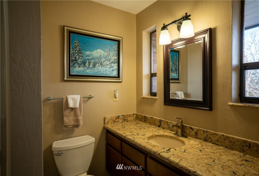 1701 Skyline, Wenatchee, Washington 98801, 3 Bedrooms Bedrooms, ,1 BathroomBathrooms,Residential,For Sale,Skyline,NWM1880850