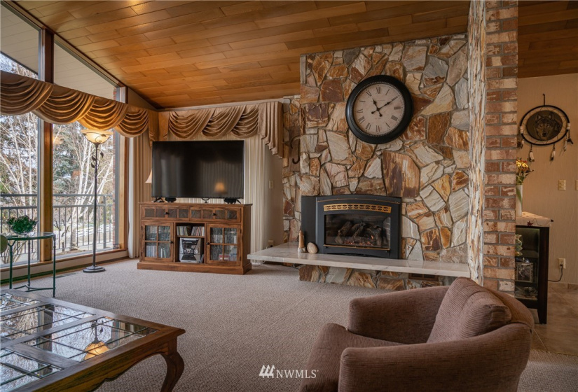 1701 Skyline, Wenatchee, Washington 98801, 3 Bedrooms Bedrooms, ,1 BathroomBathrooms,Residential,For Sale,Skyline,NWM1880850