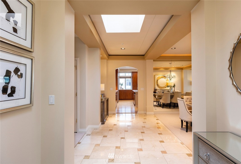 225 2nd, Kirkland, Washington 98033, 2 Bedrooms Bedrooms, ,1 BathroomBathrooms,Residential,For Sale,Marina Pointe,2nd,NWM1877764