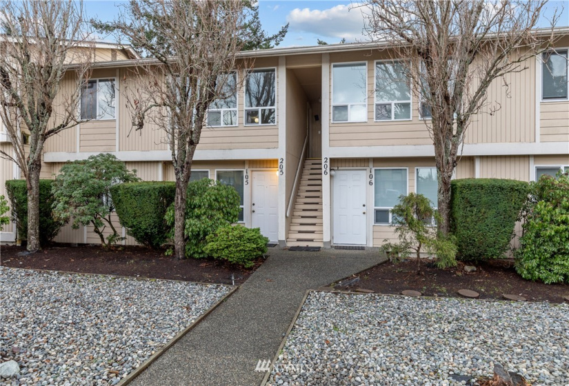 390 Izett, Oak Harbor, Washington 98277, 2 Bedrooms Bedrooms, ,Residential Lease,For Rent,Izett,NWM1880915