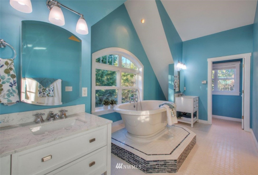 6838 Old Olympic Highway, Olympia, Washington 98502, 4 Bedrooms Bedrooms, ,1 BathroomBathrooms,Residential,For Sale,Old Olympic Highway,NWM1877621