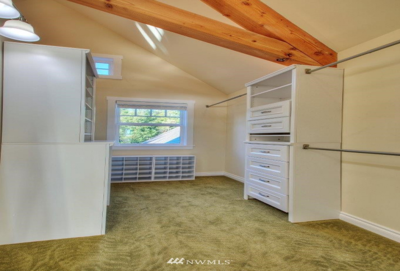 6838 Old Olympic Highway, Olympia, Washington 98502, 4 Bedrooms Bedrooms, ,1 BathroomBathrooms,Residential,For Sale,Old Olympic Highway,NWM1877621