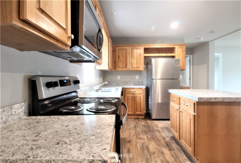 6410 201st, Centralia, Washington 98531, 3 Bedrooms Bedrooms, ,2 BathroomsBathrooms,Manufactured In Park,For Sale,201st,NWM1880640