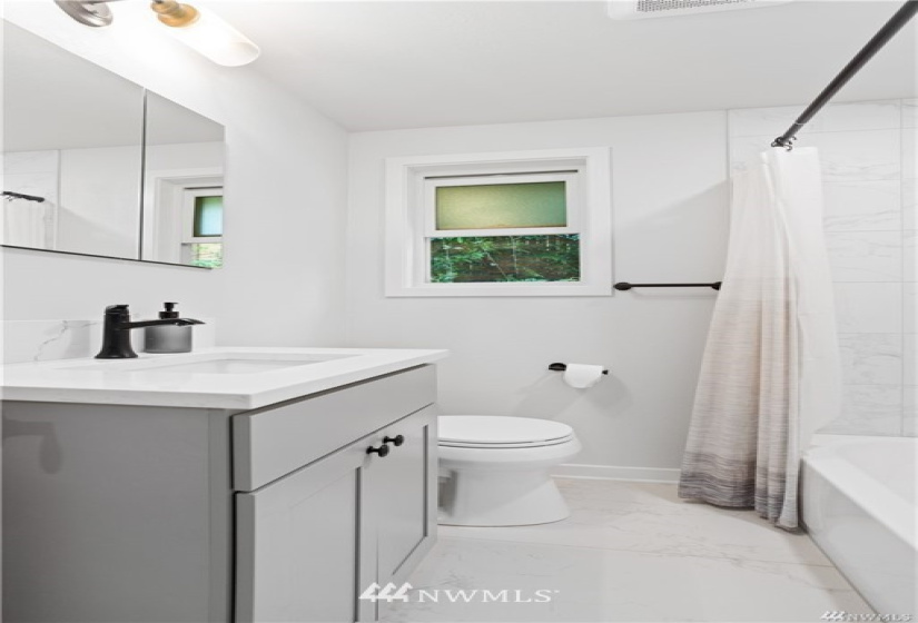 2323 103rd, Bellevue, Washington 98004, 3 Bedrooms Bedrooms, ,1 BathroomBathrooms,Residential,For Sale,103rd,NWM1880685