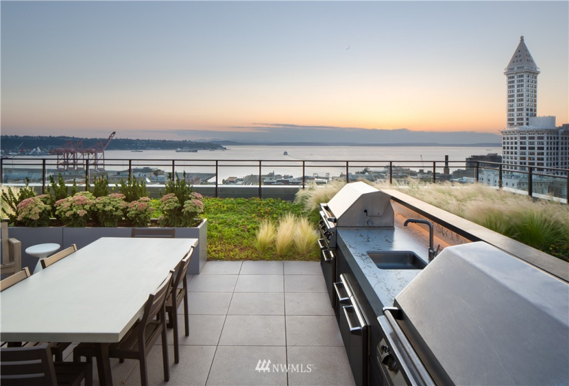 450 Main, Seattle, Washington 98104, 2 Bedrooms Bedrooms, ,1 BathroomBathrooms,Residential,For Sale,KODA Condominium,Main,NWM1876755