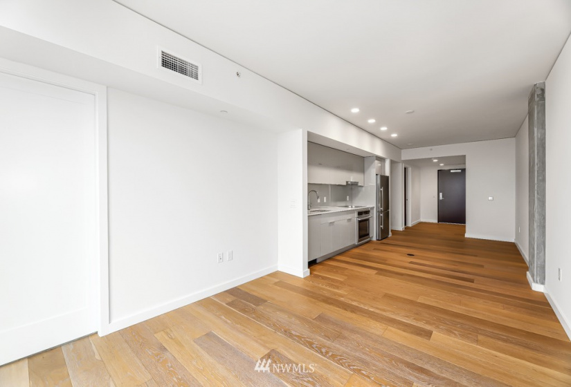 450 Main, Seattle, Washington 98104, 2 Bedrooms Bedrooms, ,1 BathroomBathrooms,Residential,For Sale,KODA Condominium,Main,NWM1876755