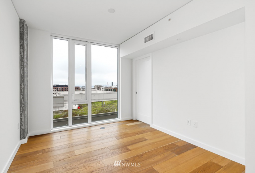 450 Main, Seattle, Washington 98104, 2 Bedrooms Bedrooms, ,1 BathroomBathrooms,Residential,For Sale,KODA Condominium,Main,NWM1876755