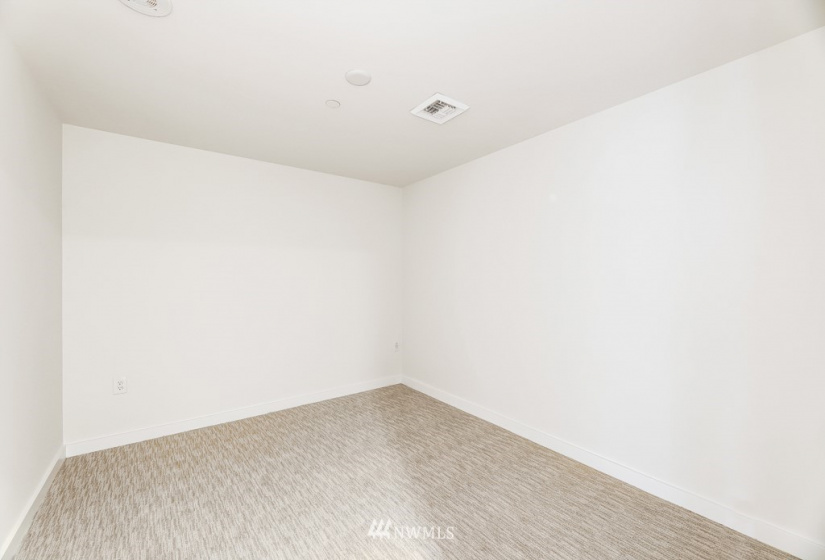 450 Main, Seattle, Washington 98104, 2 Bedrooms Bedrooms, ,1 BathroomBathrooms,Residential,For Sale,KODA Condominium,Main,NWM1876755