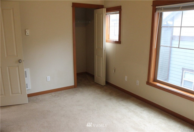 11310 8th, Seattle, Washington 98125, 3 Bedrooms Bedrooms, ,1 BathroomBathrooms,Residential Lease,For Rent,8th,NWM1881015