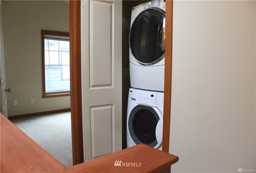 11310 8th, Seattle, Washington 98125, 3 Bedrooms Bedrooms, ,1 BathroomBathrooms,Residential Lease,For Rent,8th,NWM1881015