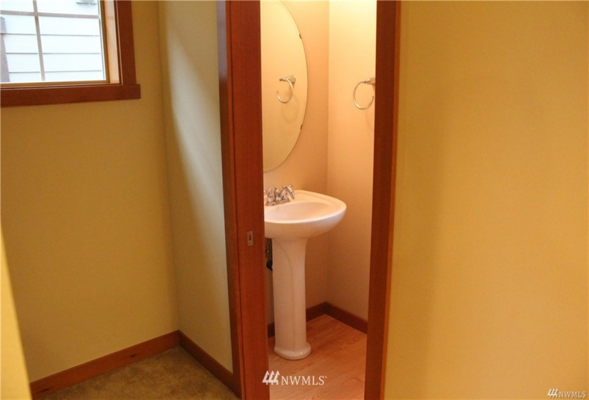 11310 8th, Seattle, Washington 98125, 3 Bedrooms Bedrooms, ,1 BathroomBathrooms,Residential Lease,For Rent,8th,NWM1881015