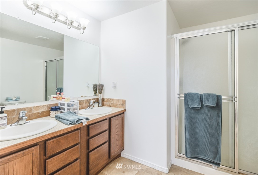 1704 Truman, Moses Lake, Washington 98837, 4 Bedrooms Bedrooms, ,2 BathroomsBathrooms,Residential,For Sale,Crossroads Phase 3,Truman,NWM1880808