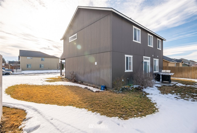 1704 Truman, Moses Lake, Washington 98837, 4 Bedrooms Bedrooms, ,2 BathroomsBathrooms,Residential,For Sale,Crossroads Phase 3,Truman,NWM1880808