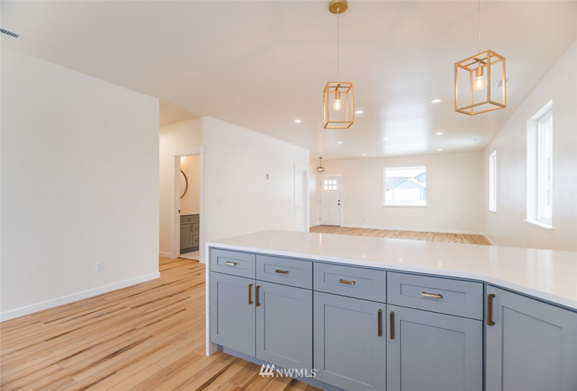 76 Parkside Loop, Ephrata, Washington 98823, 3 Bedrooms Bedrooms, ,2 BathroomsBathrooms,Residential,For Sale,Parkside Loop,NWM1880194