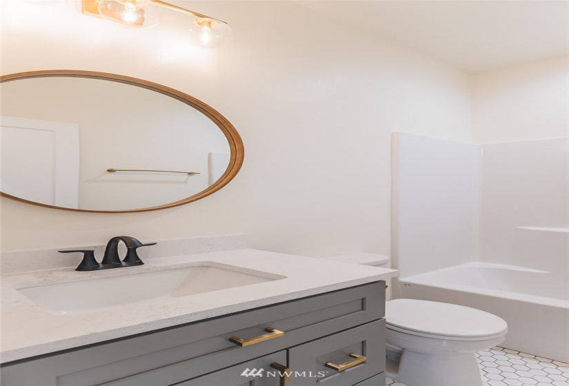 76 Parkside Loop, Ephrata, Washington 98823, 3 Bedrooms Bedrooms, ,2 BathroomsBathrooms,Residential,For Sale,Parkside Loop,NWM1880194