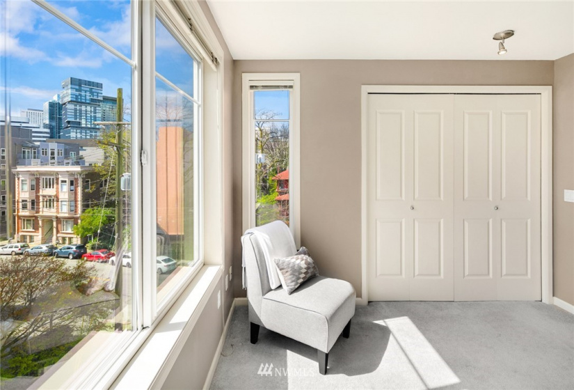 124 Bellevue, Seattle, Washington 98102, 2 Bedrooms Bedrooms, ,1 BathroomBathrooms,Residential,For Sale,Meritage Condominium,Bellevue,NWM1880993