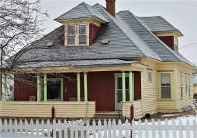 301 Division, Odessa, Washington 99159, 4 Bedrooms Bedrooms, ,2 BathroomsBathrooms,Residential,For Sale,Division,NWM1881050