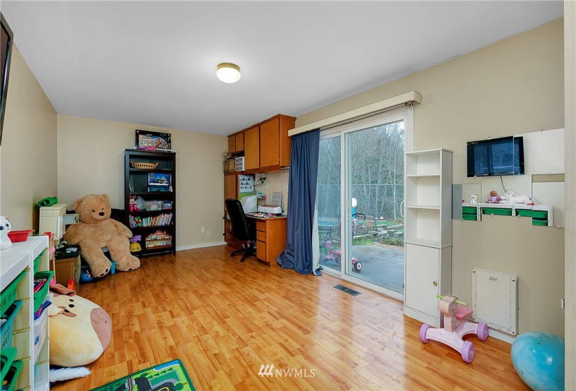 7741 Beacon, Bremerton, Washington 98311, 4 Bedrooms Bedrooms, ,2 BathroomsBathrooms,Residential,For Sale,Meadow Woods,Beacon,NWM1880751