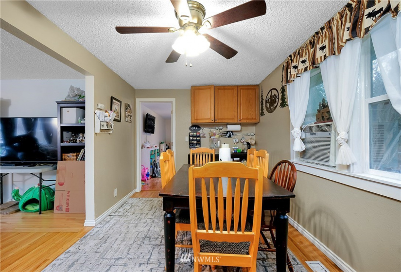 7741 Beacon, Bremerton, Washington 98311, 4 Bedrooms Bedrooms, ,2 BathroomsBathrooms,Residential,For Sale,Meadow Woods,Beacon,NWM1880751