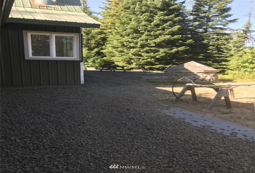 11134 Lewis Peak, Waitsburg, Washington 99361, 2 Bedrooms Bedrooms, ,Residential,For Sale,Lewis Peak,NWM1881064