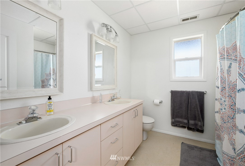 4946 Lasalle, Bellingham, Washington 98229, 4 Bedrooms Bedrooms, ,3 BathroomsBathrooms,Residential,For Sale,Lasalle,NWM1881086