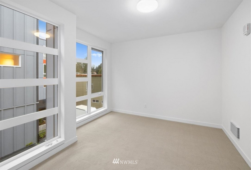 1000 112th, Seattle, Washington 98125, 3 Bedrooms Bedrooms, ,2 BathroomsBathrooms,Residential,For Sale,112th,NWM1881119