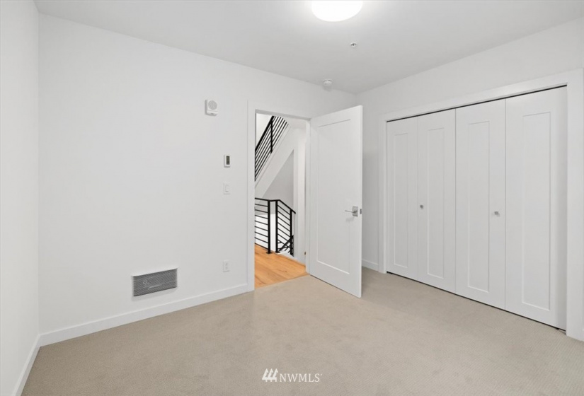 1000 112th, Seattle, Washington 98125, 3 Bedrooms Bedrooms, ,2 BathroomsBathrooms,Residential,For Sale,112th,NWM1881119