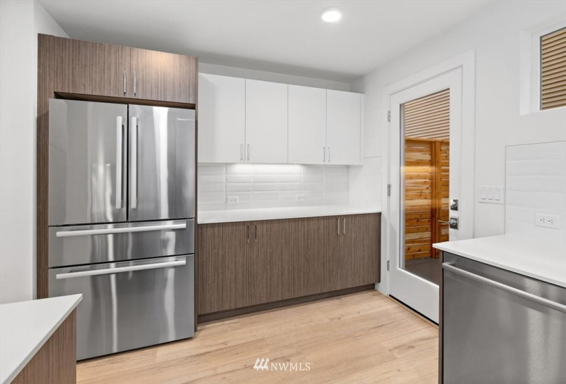 1000 112th, Seattle, Washington 98125, 3 Bedrooms Bedrooms, ,2 BathroomsBathrooms,Residential,For Sale,112th,NWM1881119