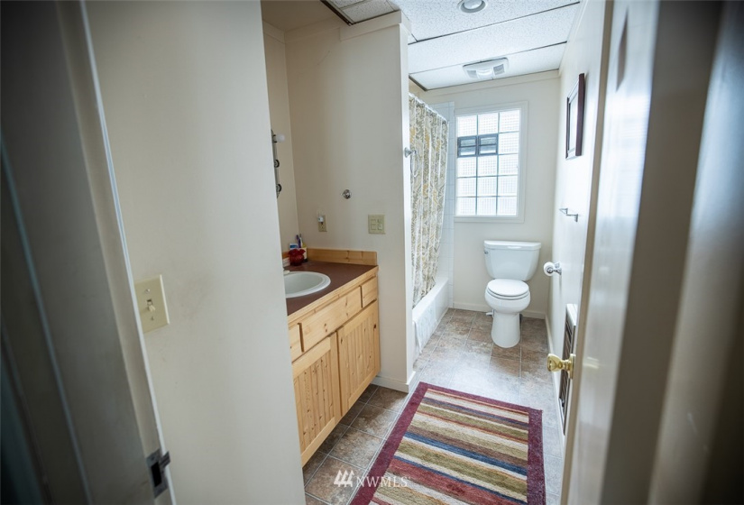 101 Birch, Omak, Washington 98841, ,Residential Income,For Sale,Birch,NWM1881078