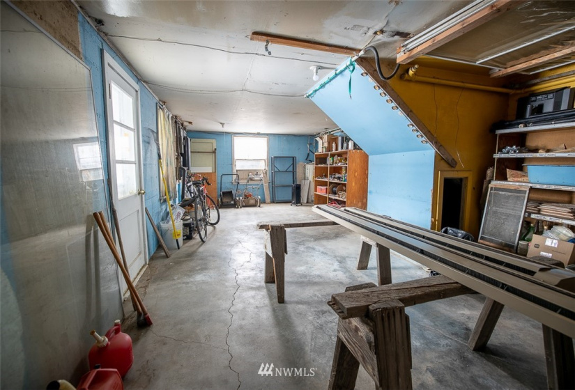 101 Birch, Omak, Washington 98841, ,Residential Income,For Sale,Birch,NWM1881078