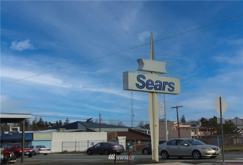 520 Lincoln, Port Angeles, Washington 98362, ,Commercial Sale,For Sale,Lincoln,NWM1881138