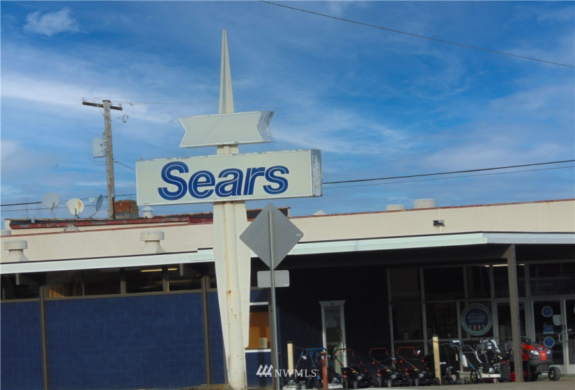 520 Lincoln, Port Angeles, Washington 98362, ,Commercial Sale,For Sale,Lincoln,NWM1881138