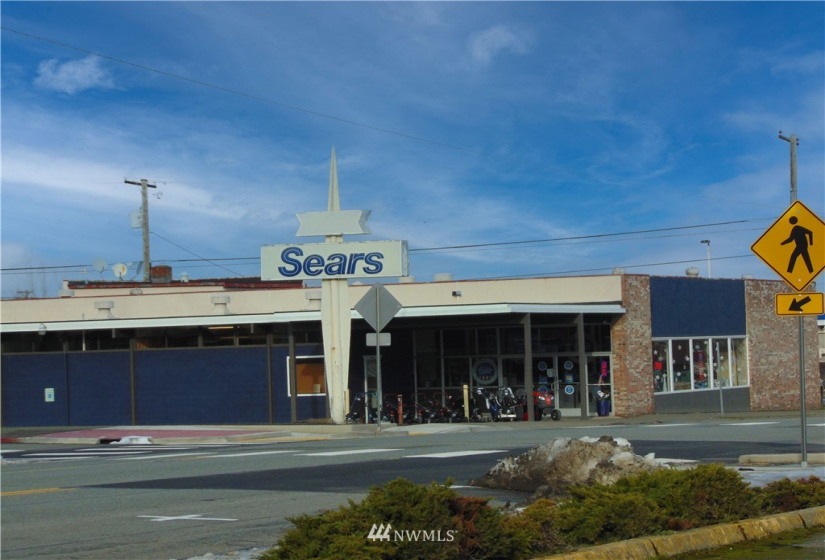 520 Lincoln, Port Angeles, Washington 98362, ,Commercial Sale,For Sale,Lincoln,NWM1881138