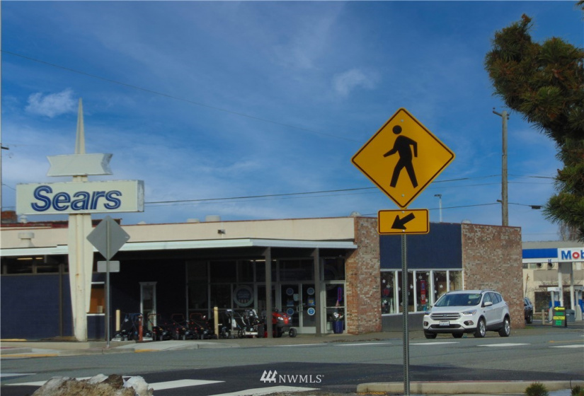 520 Lincoln, Port Angeles, Washington 98362, ,Commercial Sale,For Sale,Lincoln,NWM1881138