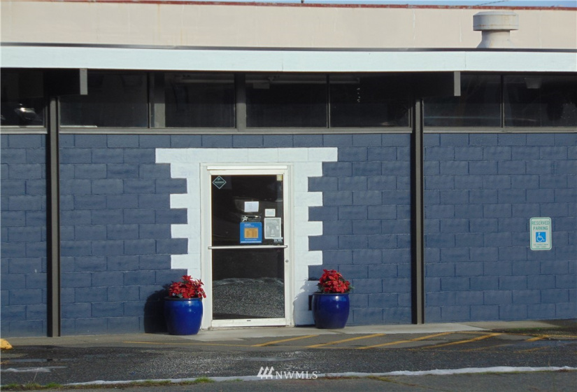 520 Lincoln, Port Angeles, Washington 98362, ,Commercial Sale,For Sale,Lincoln,NWM1881138