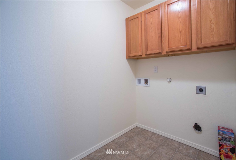 2827 Haxton, Bellingham, Washington 98226, 5 Bedrooms Bedrooms, ,3 BathroomsBathrooms,Residential,For Sale,Haxton,NWM1880620