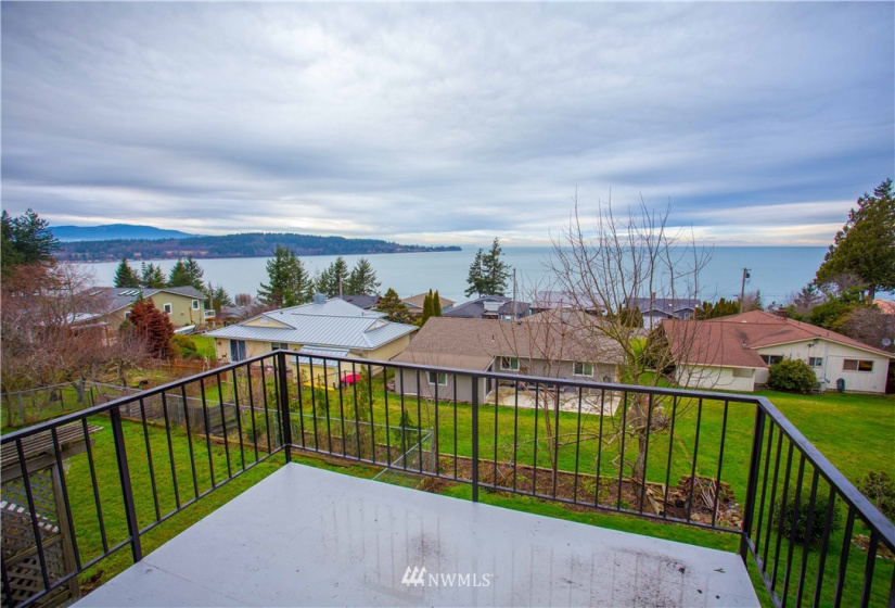 2827 Haxton, Bellingham, Washington 98226, 5 Bedrooms Bedrooms, ,3 BathroomsBathrooms,Residential,For Sale,Haxton,NWM1880620