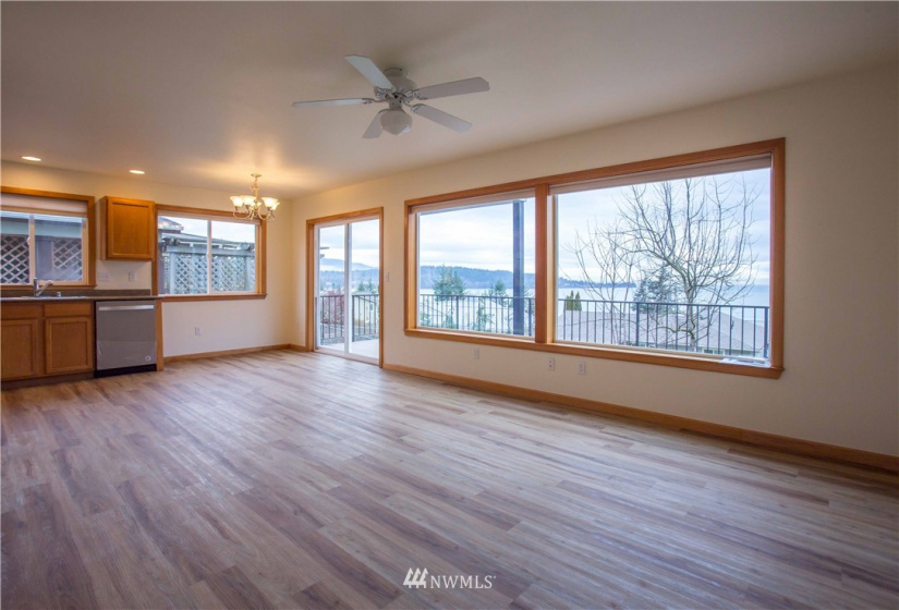 2827 Haxton, Bellingham, Washington 98226, 5 Bedrooms Bedrooms, ,3 BathroomsBathrooms,Residential,For Sale,Haxton,NWM1880620