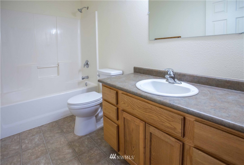 2827 Haxton, Bellingham, Washington 98226, 5 Bedrooms Bedrooms, ,3 BathroomsBathrooms,Residential,For Sale,Haxton,NWM1880620