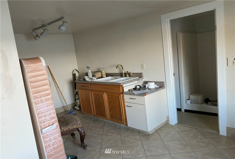 1170 Bay, Port Orchard, Washington 98366, ,Commercial Sale,For Sale,Bay,NWM1881273