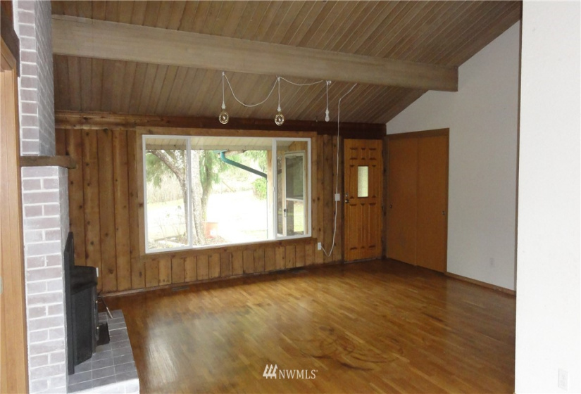 8306 Westside Hwy, Castle Rock, Washington 98611, 3 Bedrooms Bedrooms, ,1 BathroomBathrooms,Residential,For Sale,Westside Hwy,NWM1881210