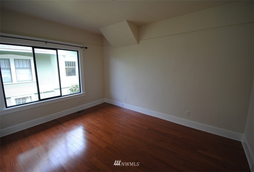 3021 17th, Seattle, Washington 98144, 8 Bedrooms Bedrooms, ,Residential Lease,For Rent,17th,NWM1881326