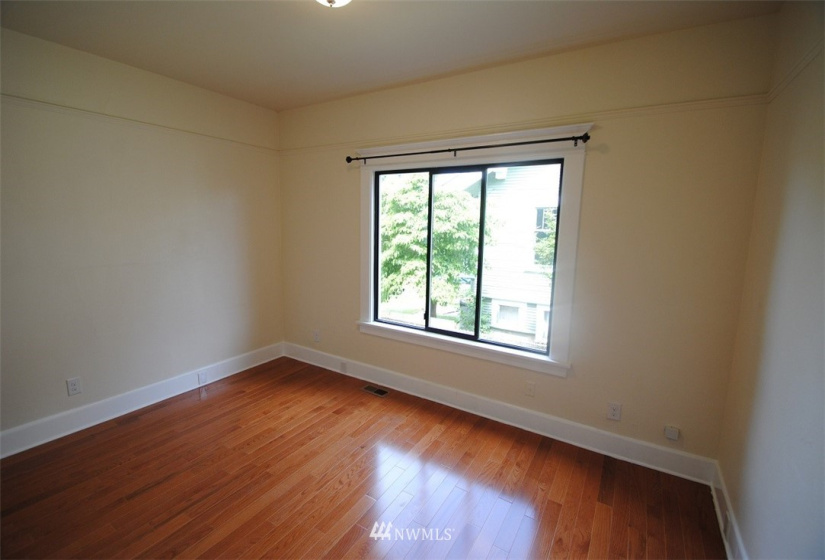 3021 17th, Seattle, Washington 98144, 8 Bedrooms Bedrooms, ,Residential Lease,For Rent,17th,NWM1881326