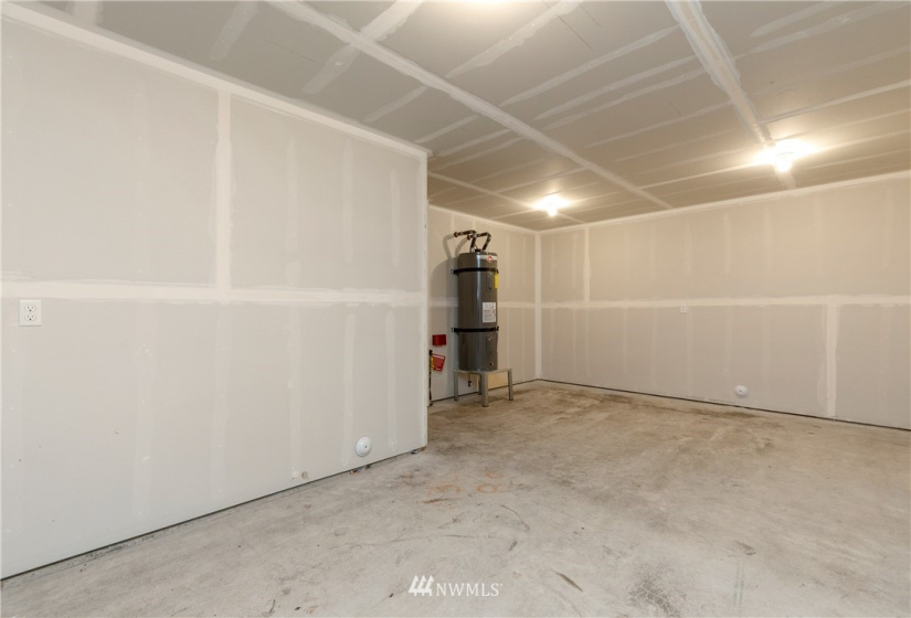 10106 16th, Lake Stevens, Washington 98258, 2 Bedrooms Bedrooms, ,Residential Lease,For Rent,16th,NWM1881373