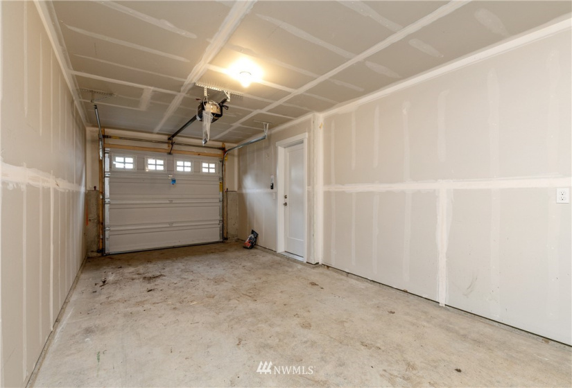 10106 16th, Lake Stevens, Washington 98258, 2 Bedrooms Bedrooms, ,Residential Lease,For Rent,16th,NWM1881373