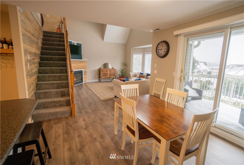 1178 Grover, Lynden, Washington 98264, 3 Bedrooms Bedrooms, ,2 BathroomsBathrooms,Residential,For Sale,Valley View Condos,Grover,NWM1877446