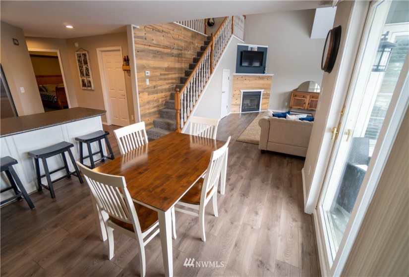 1178 Grover, Lynden, Washington 98264, 3 Bedrooms Bedrooms, ,2 BathroomsBathrooms,Residential,For Sale,Valley View Condos,Grover,NWM1877446