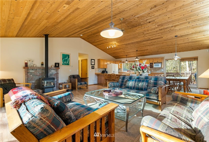 16039 Alpine, Glacier, Washington 98244, 4 Bedrooms Bedrooms, ,3 BathroomsBathrooms,Residential,For Sale,Alpine,NWM1881070